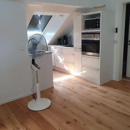 Apartment 4.og/maisonette-wohnung Neu/4-zimmer/weststadt Karlsruhe