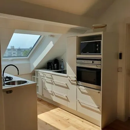 4.og/maisonette-wohnung Neu/4-zimmer/weststadt Apartment *