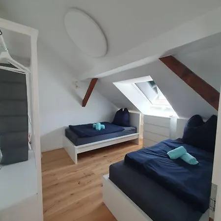 Apartment 4.og/maisonette-wohnung Neu/4-zimmer/weststadt