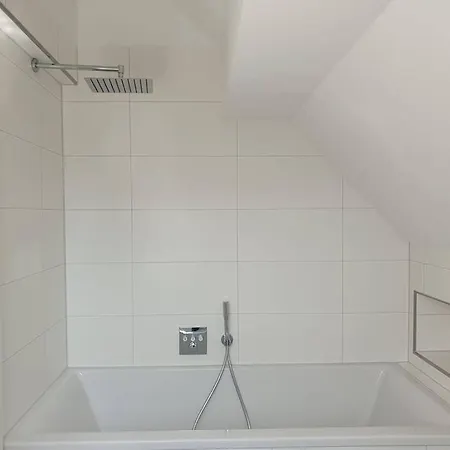 4.og/maisonette-wohnung Neu/4-zimmer/weststadt *