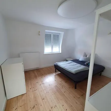 Apartment 4.og/maisonette-wohnung Neu/4-zimmer/weststadt